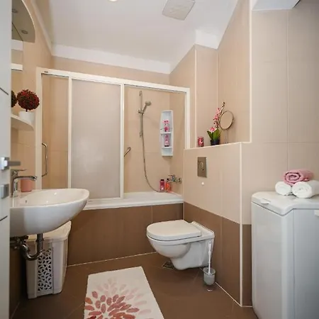 Sea View Porto With Secured Private Parking Apartman *
