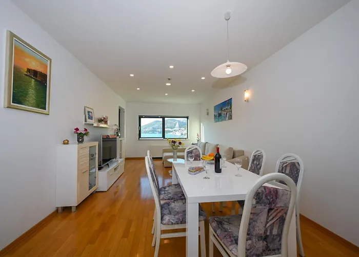 Sea View Porto With Secured Private Parking Apartmán *