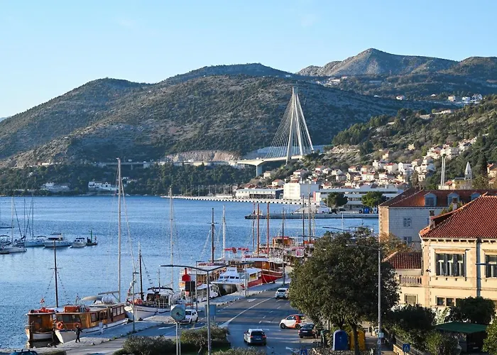 Sea View Porto With Secured Private Parking 公寓