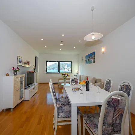 Sea View Porto With Secured Private Parking Apartment *